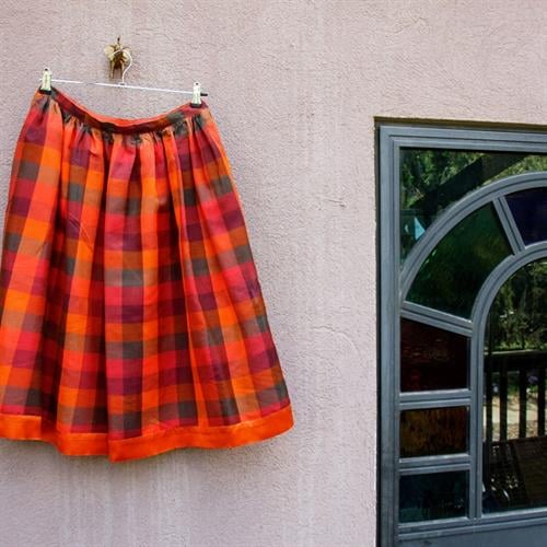 חצאית קלוש משבצות עשירה ומיוחדת מידה M