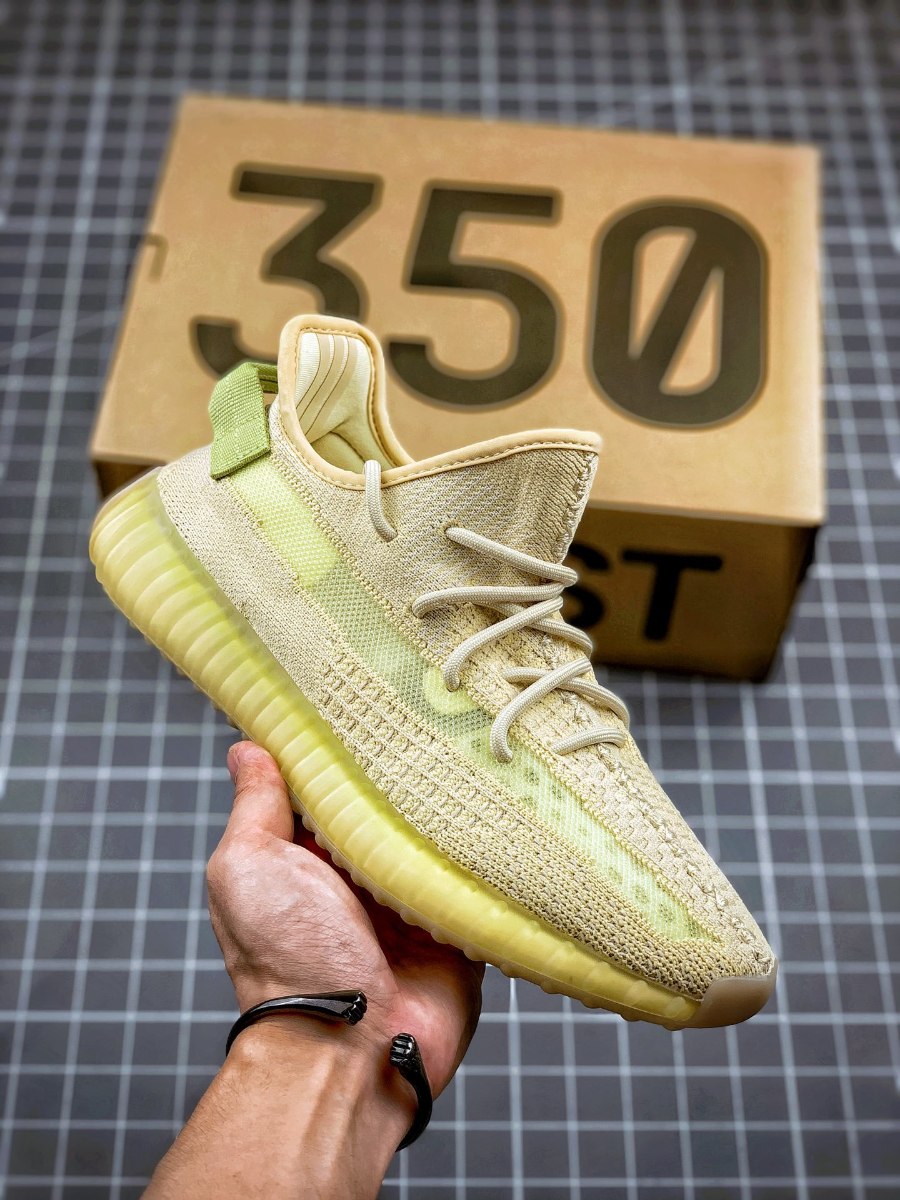 yeezy boost 350 v2 flax 転売