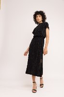 שמלת NAM - פליסה שחור