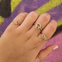 טבעת חמסה זהב 14 קרט משובצת 0.15 קראט יהלומים ואבן חן ספיר