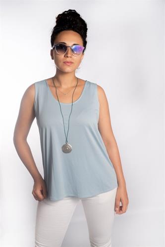 גופיה מתרחבת במכפלת תכלת