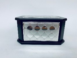 קופסת אתרוג מהודרת מעץ מעוטרת כסף טהור האחים חדד