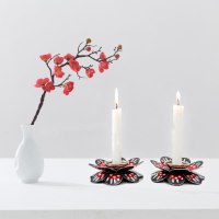 פמוטים נמוכים דגם עלי כותרת - אדום אפור