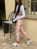 מכנס דמוי עור פס ורוד