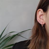 עגילי חצי חישוק משובצים יהלומים| עגילי חישוק יהלומים | עגילי בננה משובצים ביהלומים