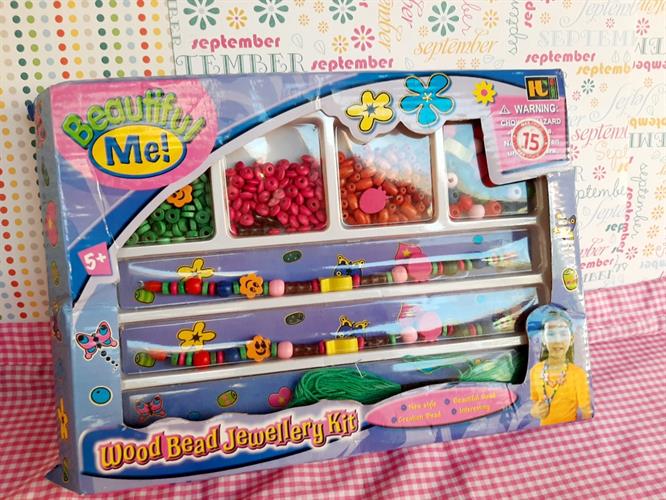 ערכה להכנת צמידי חברות