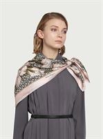 מטפחת Salvatore Ferragamo 90*90 לנשים