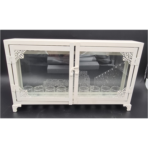 חנוכייה דגם מגדל דוד