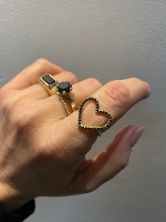 טבעת לב זהב 14k יהלומים שחורים