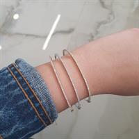 צמיד קשיח משובץ יהלומים במשקל 0.85 קראט