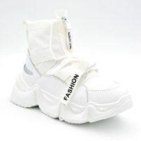 סניקרס גרין ביי