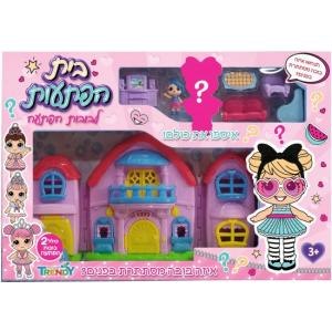 בית בובות לבובות הפתעה