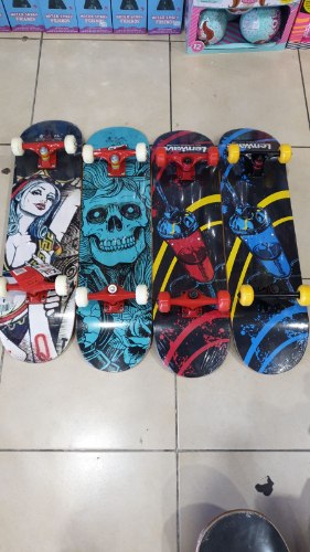 סקייטבורד מקצועי מעץ