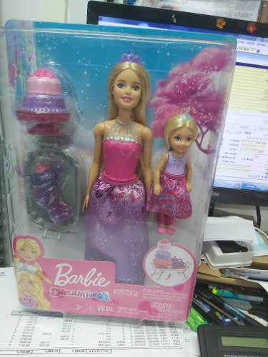 ברבי זמן תה כולל עוגה וילדה