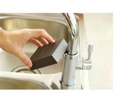 ספוג רחצה ייחודי לניקוי כתמים ולכלוך