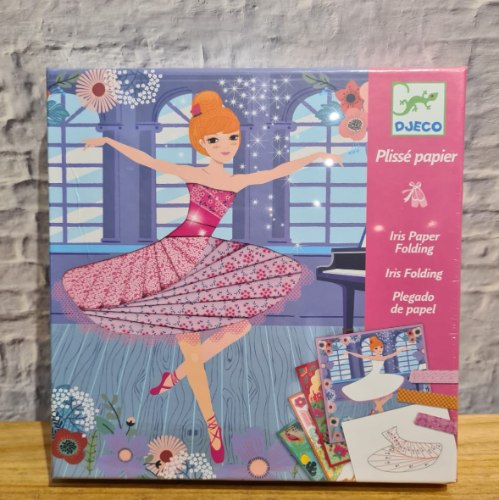 יצירה - עבודה ניירות רקדניות