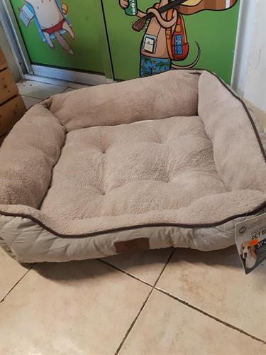 מיטת פרווה מרובעת 80X80 סמ