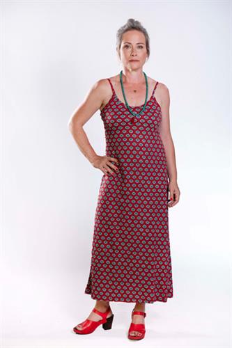 שמלת כתפיות ספגטי ארוכה