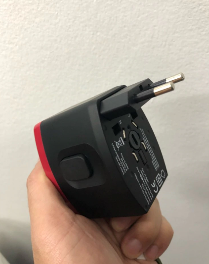 חוות דעת - מתאם חשמל אוניברסלי- Universal Adaptor#4