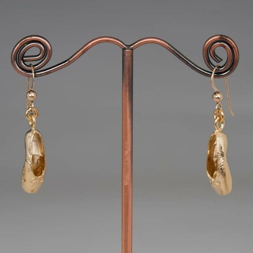 עגילי נעל בלט מוזהבים