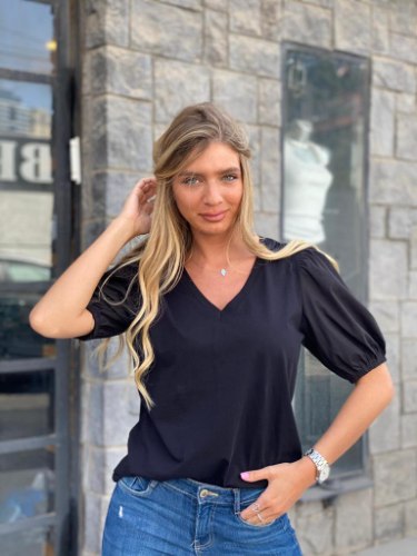 חולצת איבון שחורה THOMAS