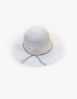 תחרה כובע רחב