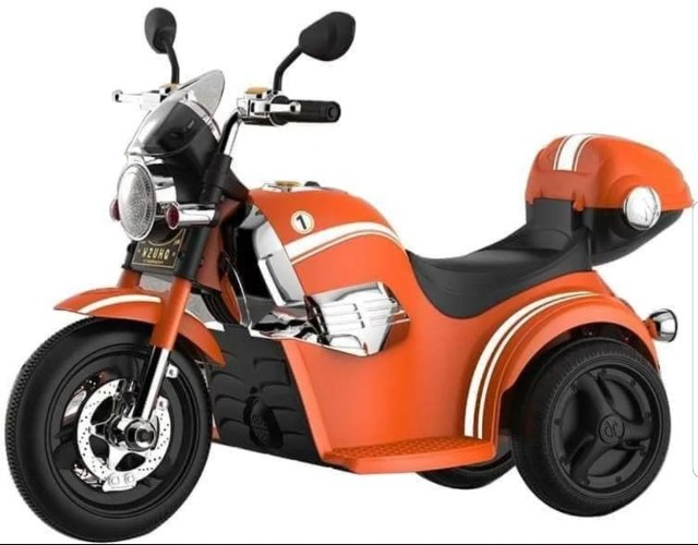 אופנוע רטרו כתום