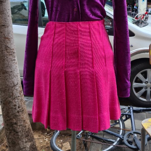 חצאית מיני ורודה מידה S