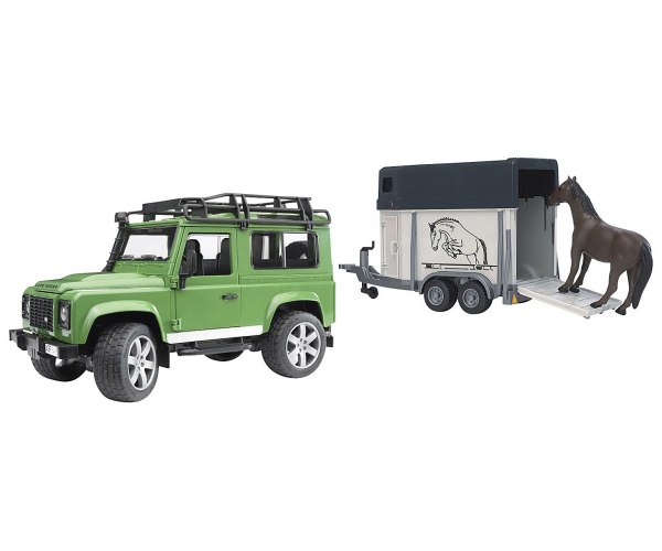 ג'יפ לנדרובר עם נגרר וסוס - ברודר 02592