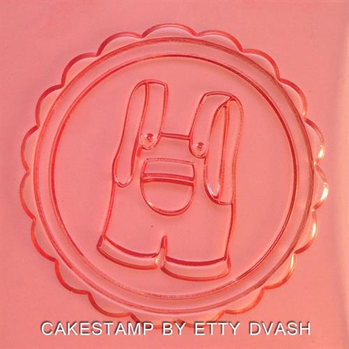 תבליט מכנס ילד