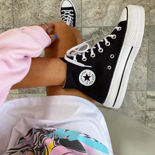 נעלי נשים CONVERSE גבוהות פלטפורמה שחור