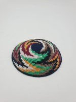 כיפה צבעונית דגם זגזג