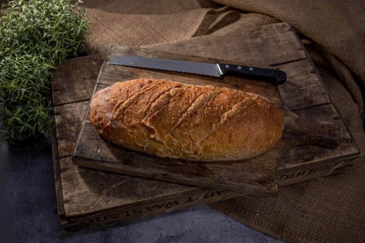 לחם מחמצת עם קמח מלא