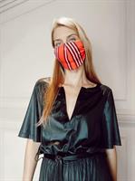 אוברול סאשה פויל שחור + מסכת RED STRIPES מתנה