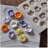 תבנית פרחים לעיצוב עוגה