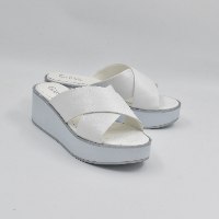 כפכפי פלטפורמה לנשים - לרנקה