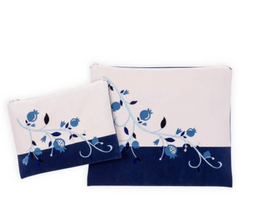 כיסוי לטלית ותפילין חצוי בעיטור רימונים באלכסון