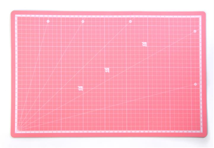 משטח חיתוך 450/300 דו צדדי ורוד