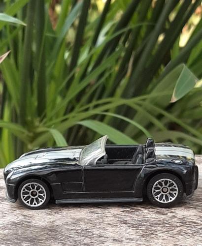 מכונית מתכת קטנה של מצ'בוקס, פורד שלבי 2004