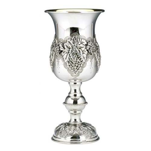 גביע קידוש כסף טהור דגם אקסטרה ענבים רקוע עבודת יד