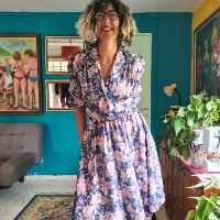 שמלה פרחונית יפה יפה מידה L