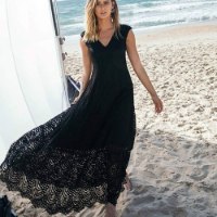 שמלת דנה - תחרה גיאומטרית