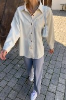 מכופתרת רומי זמש