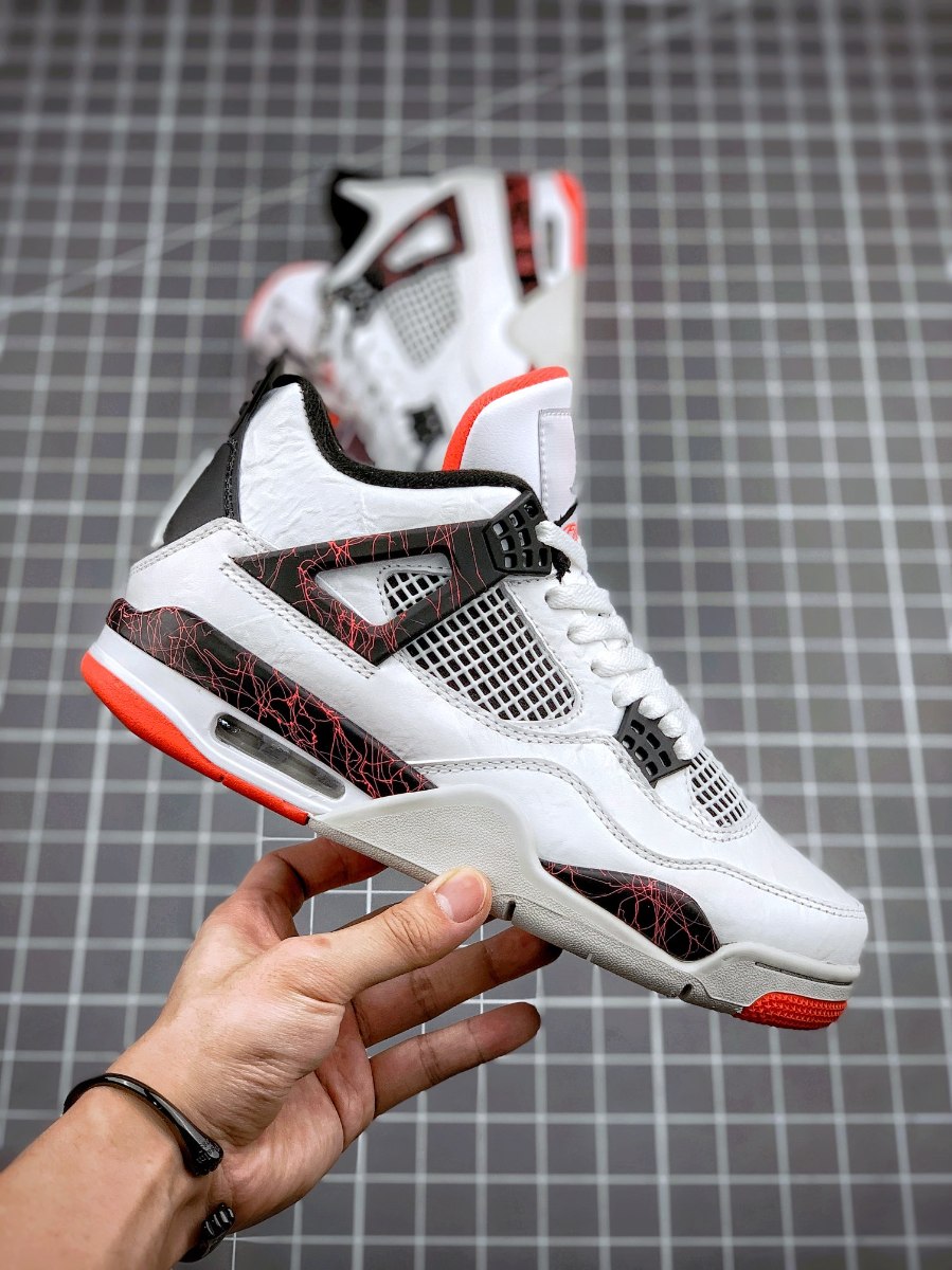 jordan 4 hot