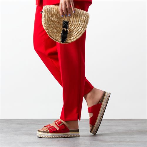 כפכפים לנשים - הוליווד