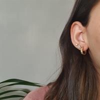 עגילי חישוק קטן-בינוני מזהב 1.6 סמ עם חריטת לייזר