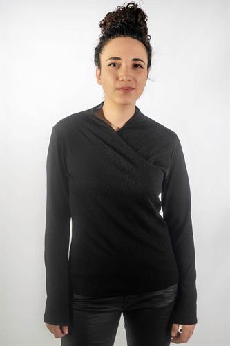 חולצת מעטפת סגורה