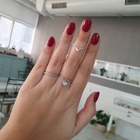 טבעת זהב לבן וצ'ארם לב