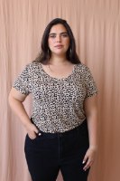 חולצת T SHIRT בילי מנומר חום