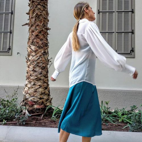 חולצת RACHEL לבנה עם שרוול